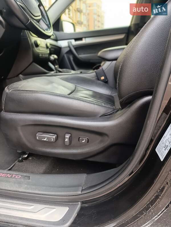 Позашляховик / Кросовер Kia Sorento 2014 в Києві