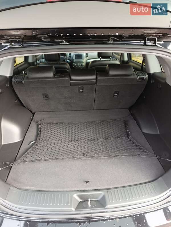 Позашляховик / Кросовер Kia Sorento 2014 в Києві