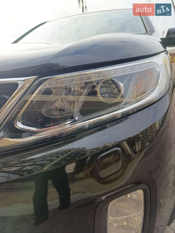 Позашляховик / Кросовер Kia Sorento 2014 в Києві