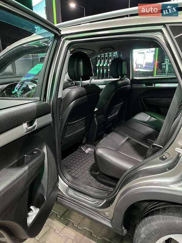 Позашляховик / Кросовер Kia Sorento 2012 в Одесі