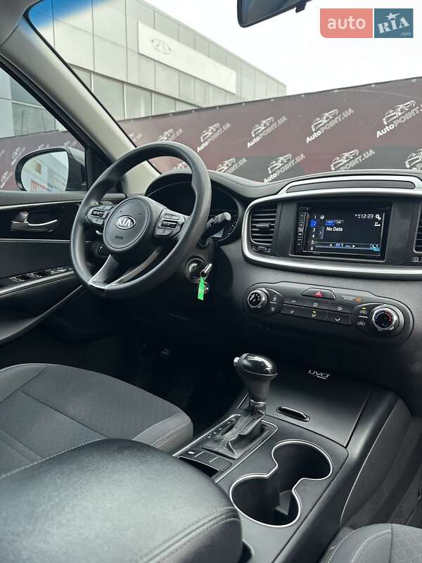 Внедорожник / Кроссовер Kia Sorento 2015 в Сумах