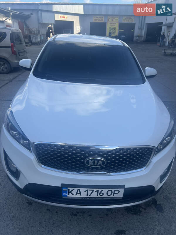 Позашляховик / Кросовер Kia Sorento 2016 в Миколаєві