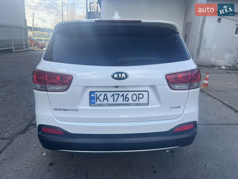 Позашляховик / Кросовер Kia Sorento 2016 в Миколаєві