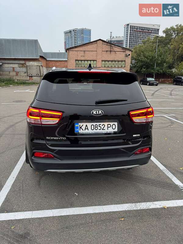 Позашляховик / Кросовер Kia Sorento 2016 в Києві