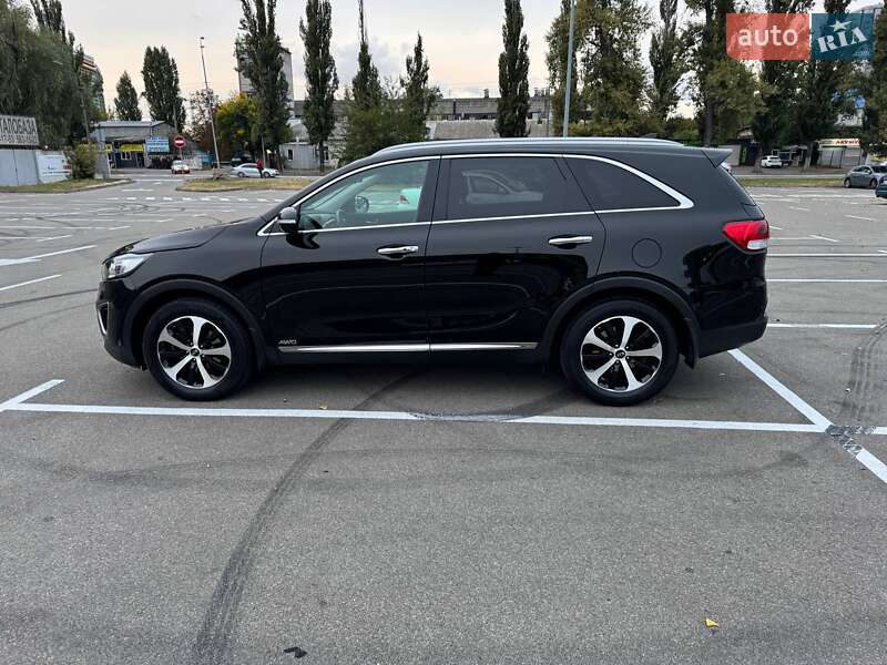 Позашляховик / Кросовер Kia Sorento 2016 в Києві
