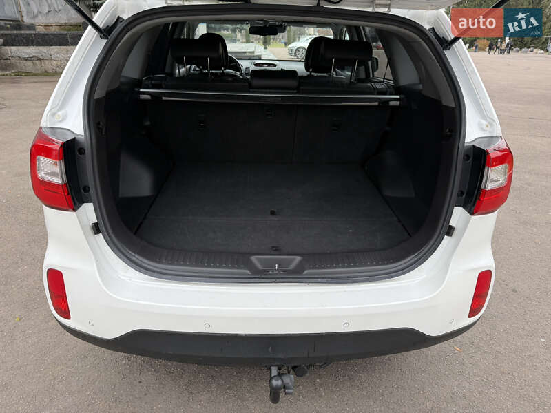 Внедорожник / Кроссовер Kia Sorento 2015 в Ровно