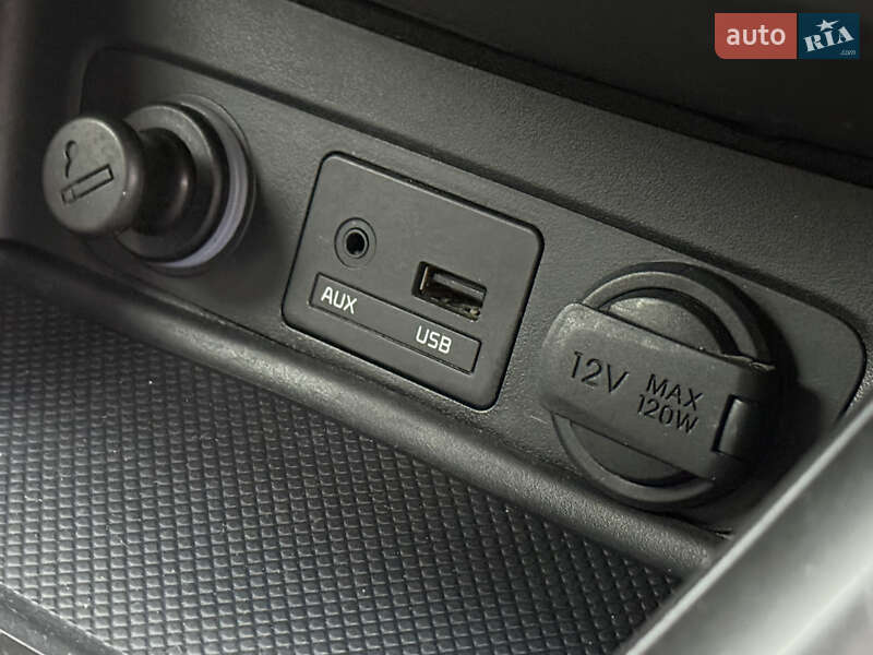 Внедорожник / Кроссовер Kia Sorento 2015 в Ровно