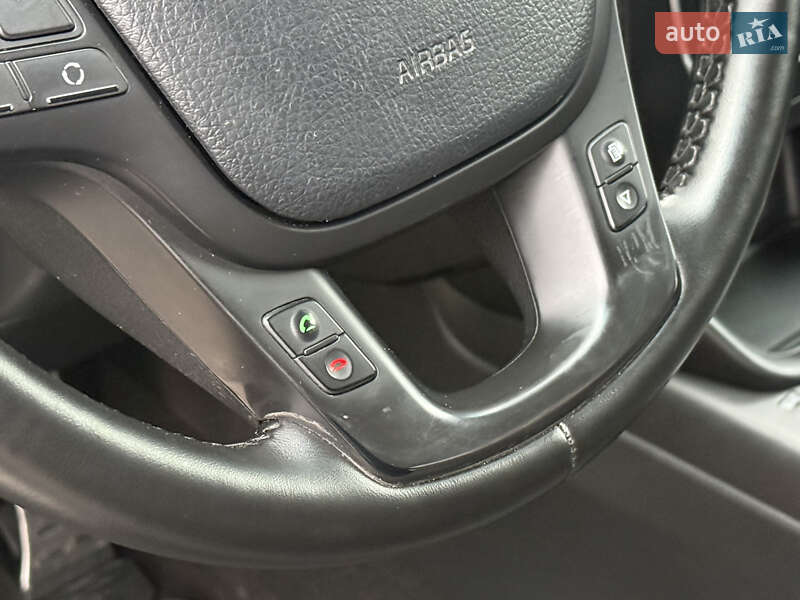 Внедорожник / Кроссовер Kia Sorento 2015 в Ровно