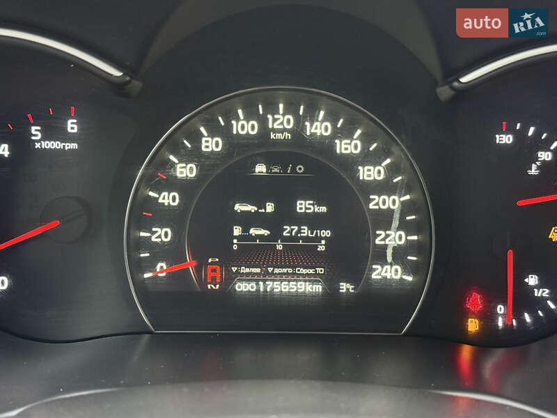 Внедорожник / Кроссовер Kia Sorento 2015 в Ровно