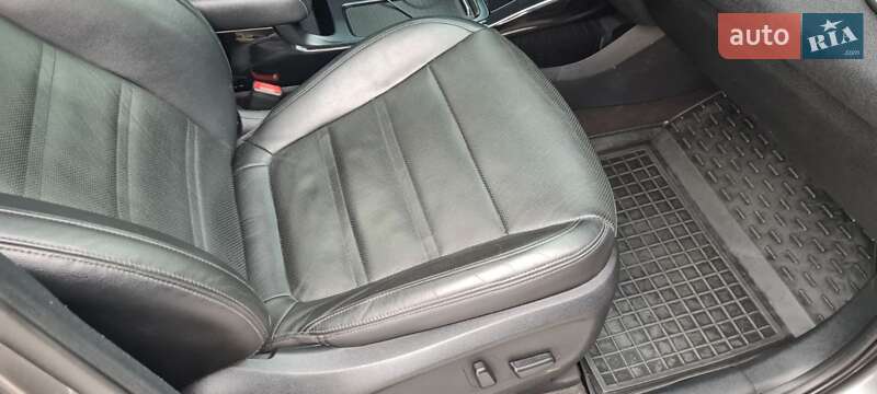 Внедорожник / Кроссовер Kia Sorento 2015 в Яремче