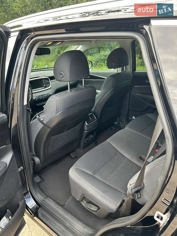 Внедорожник / Кроссовер Kia Sorento 2017 в Киеве