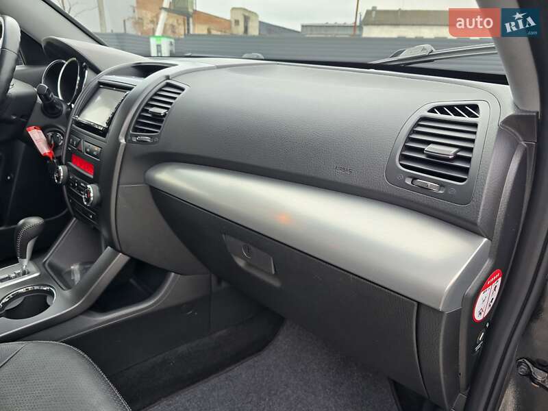 Внедорожник / Кроссовер Kia Sorento 2011 в Ковеле фото 43 Внедорожник / Кроссовер Kia Sorento 2011 в Ковеле