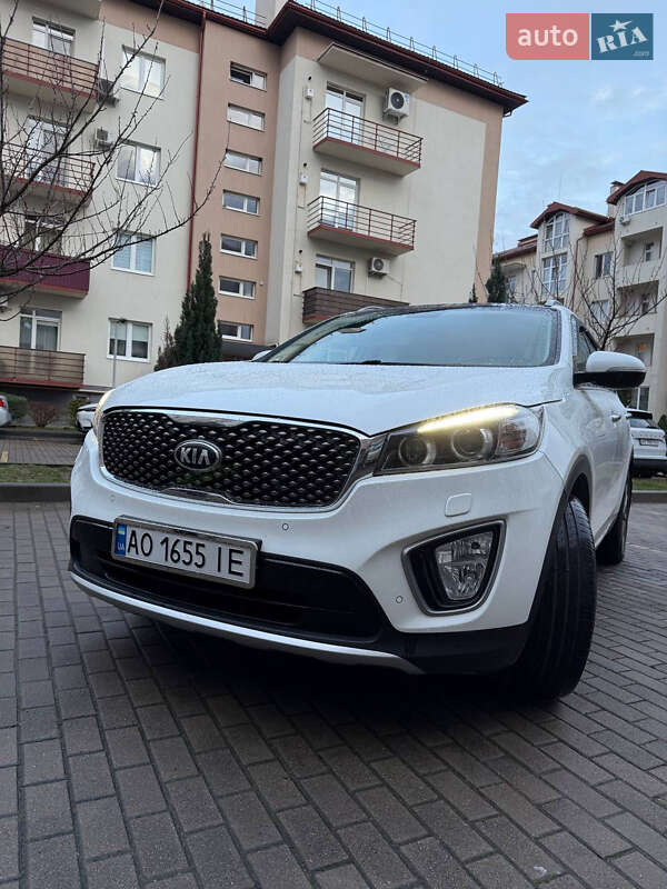 Внедорожник / Кроссовер Kia Sorento 2016 в Ужгороде
