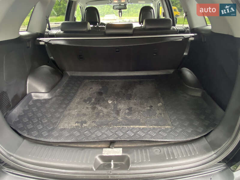Внедорожник / Кроссовер Kia Sorento 2012 в Дрогобыче фото 36 Внедорожник / Кроссовер Kia Sorento 2012 в Дрогобыче