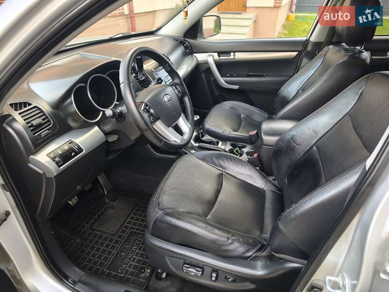 Позашляховик / Кросовер Kia Sorento 2010 в Коломиї