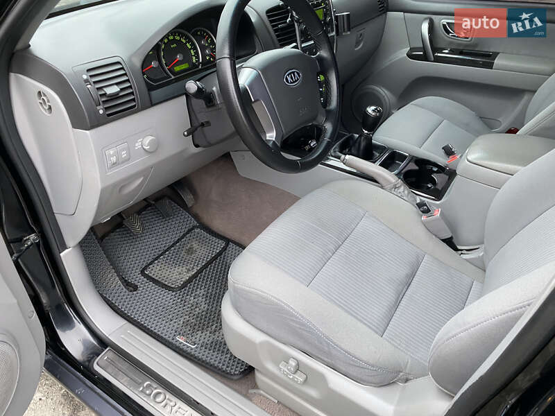 Внедорожник / Кроссовер Kia Sorento 2007 в Владимире