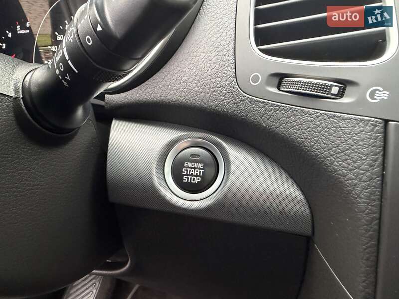 Позашляховик / Кросовер Kia Sorento 2014 в Луцьку