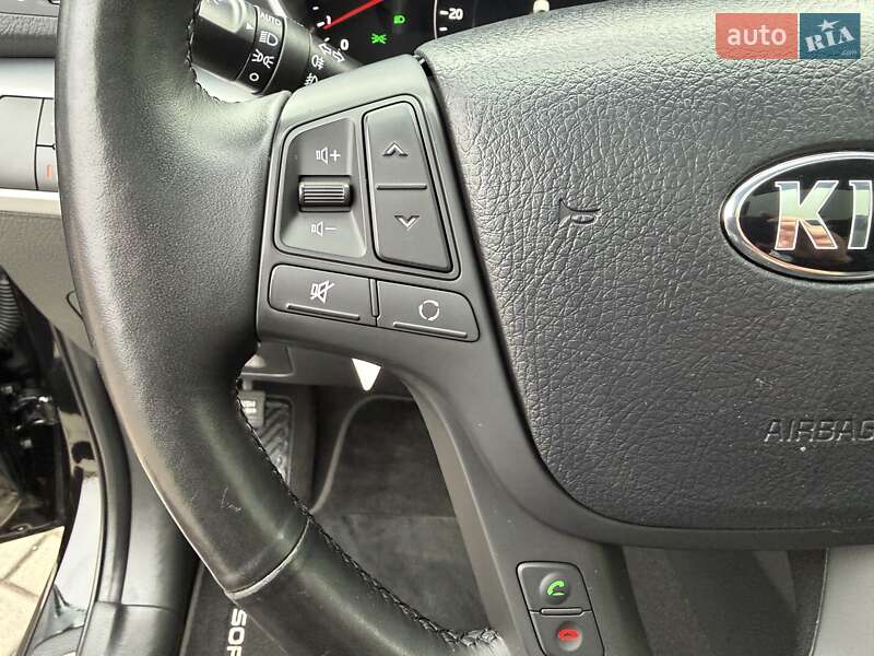 Позашляховик / Кросовер Kia Sorento 2014 в Луцьку