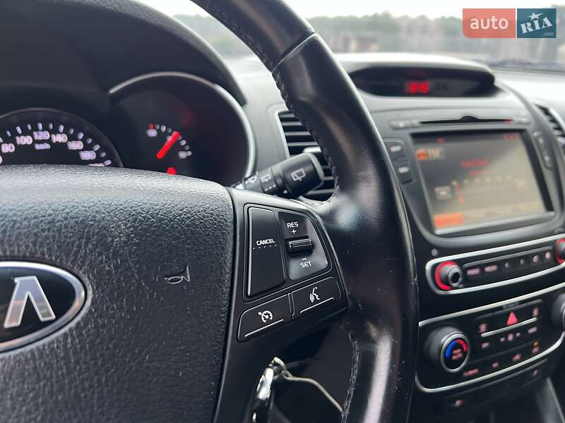 Внедорожник / Кроссовер Kia Sorento 2014 в Радивилове