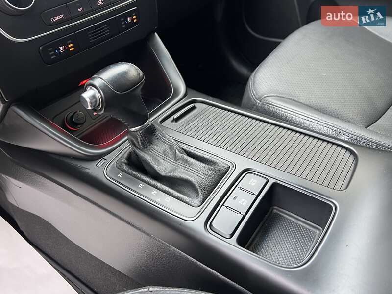 Внедорожник / Кроссовер Kia Sorento 2014 в Радивилове