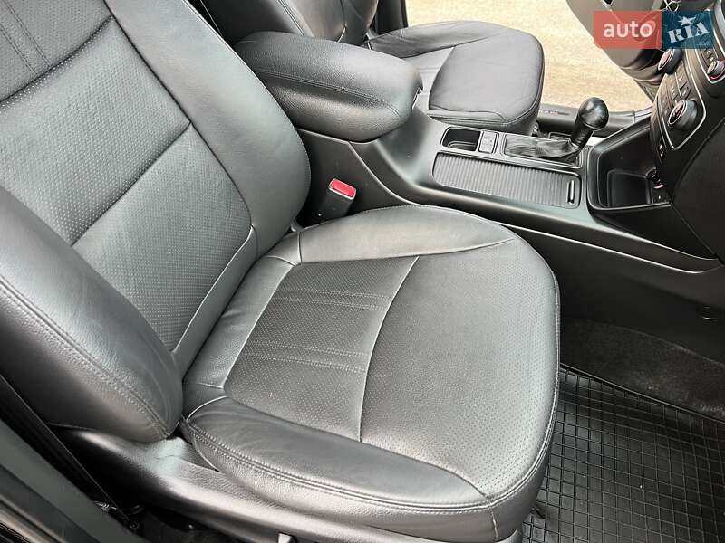 Внедорожник / Кроссовер Kia Sorento 2014 в Радивилове