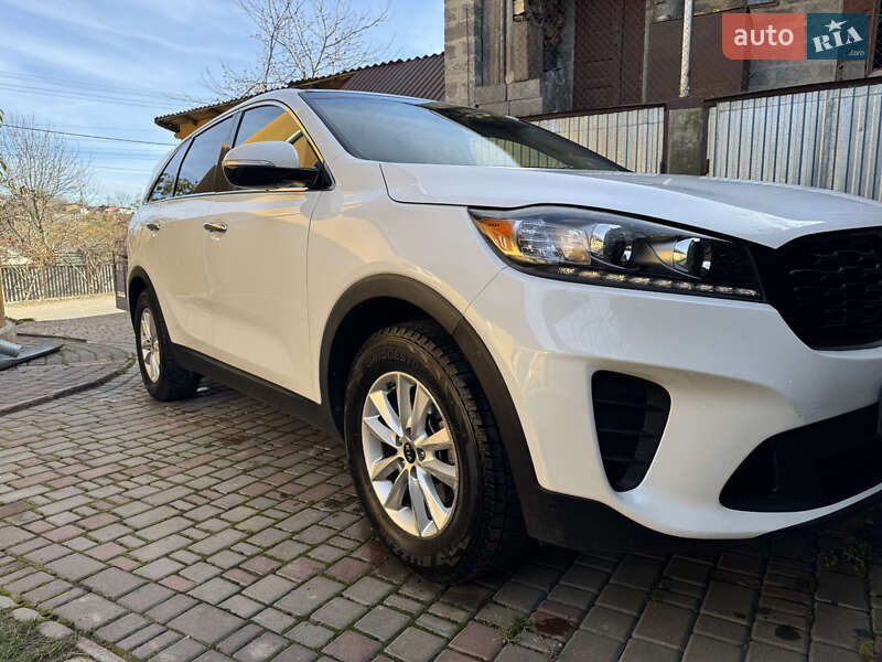 Внедорожник / Кроссовер Kia Sorento 2018 в Тернополе