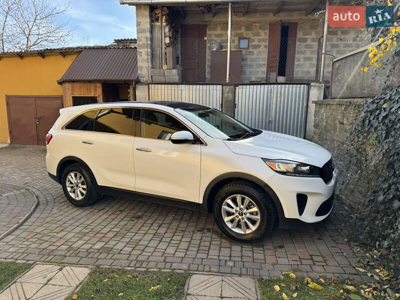 Внедорожник / Кроссовер Kia Sorento 2018 в Тернополе