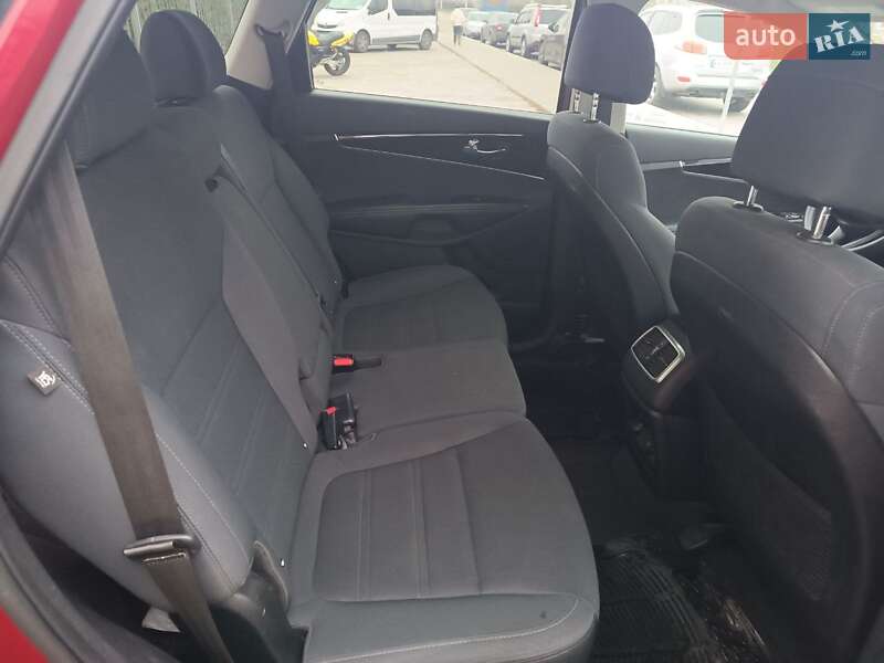 Позашляховик / Кросовер Kia Sorento 2016 в Ірпені фото 5 Позашляховик / Кросовер Kia Sorento 2016 в Ірпені