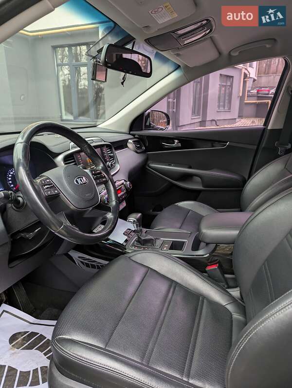 Внедорожник / Кроссовер Kia Sorento 2017 в Тернополе