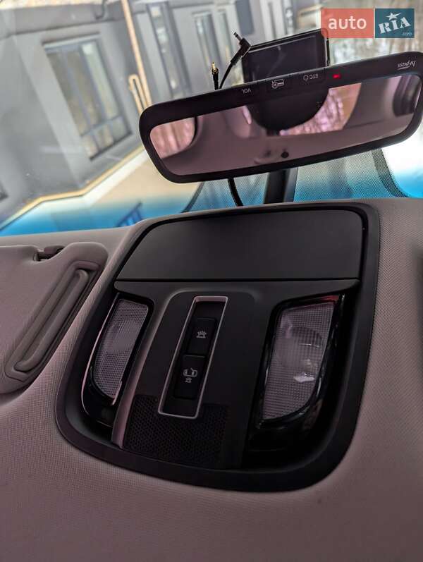 Внедорожник / Кроссовер Kia Sorento 2017 в Тернополе