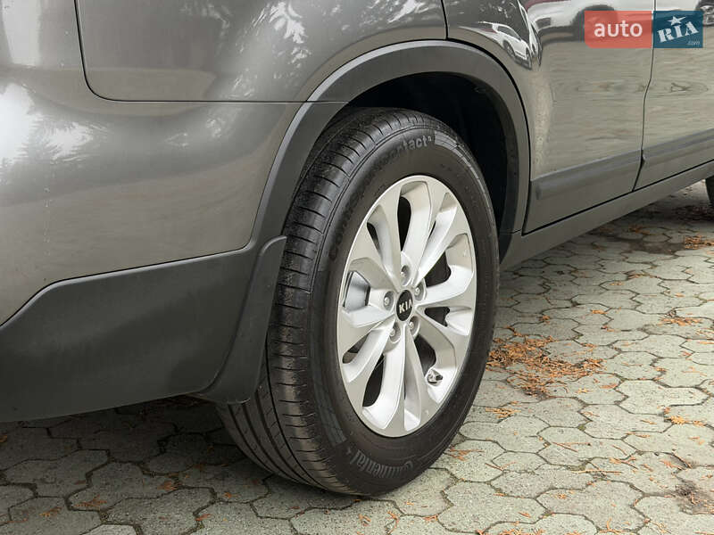 Внедорожник / Кроссовер Kia Sorento 2014 в Дубно фото 7 Внедорожник / Кроссовер Kia Sorento 2014 в Дубно