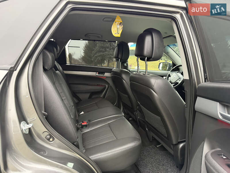 Внедорожник / Кроссовер Kia Sorento 2014 в Дубно фото 39 Внедорожник / Кроссовер Kia Sorento 2014 в Дубно
