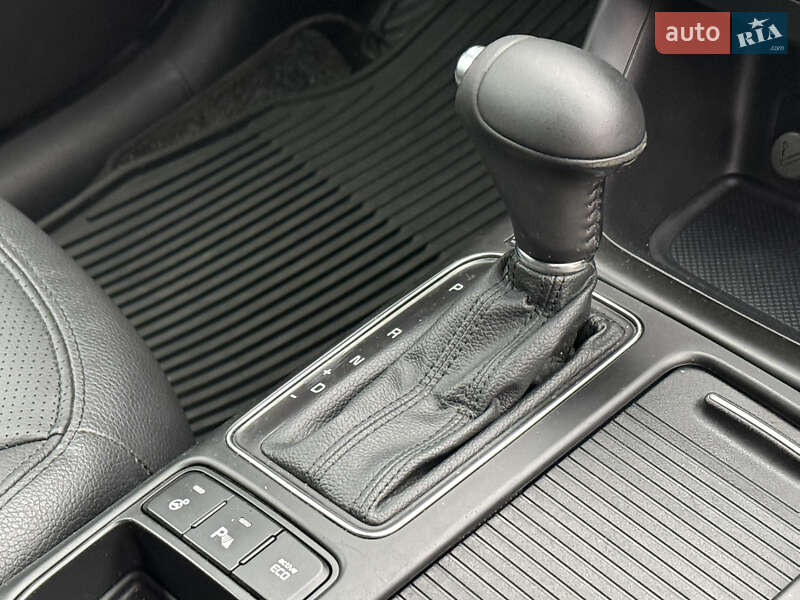 Внедорожник / Кроссовер Kia Sorento 2015 в Ровно фото 62 Внедорожник / Кроссовер Kia Sorento 2015 в Ровно