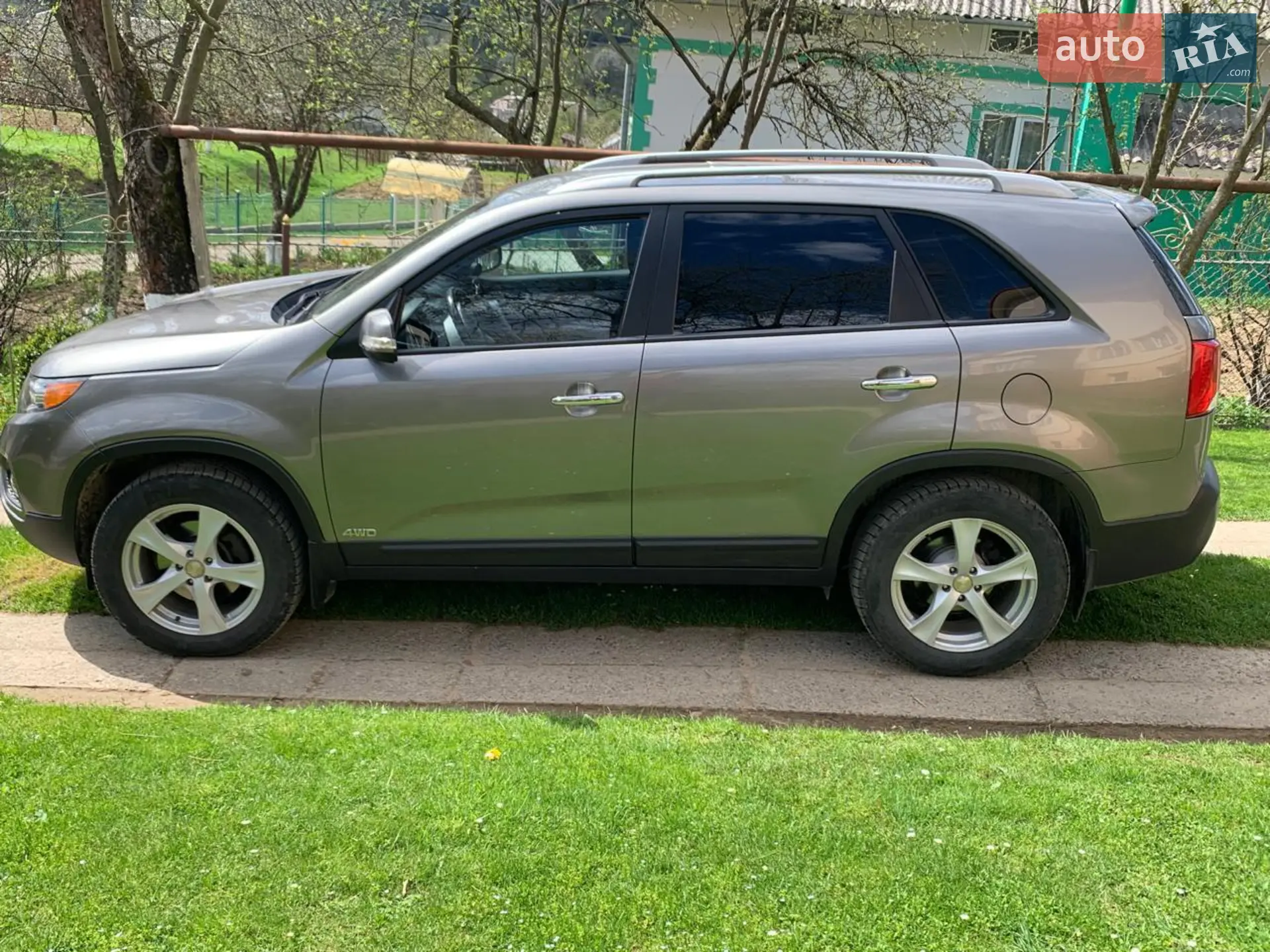 2010 Kia Sorento - мініатюра 4