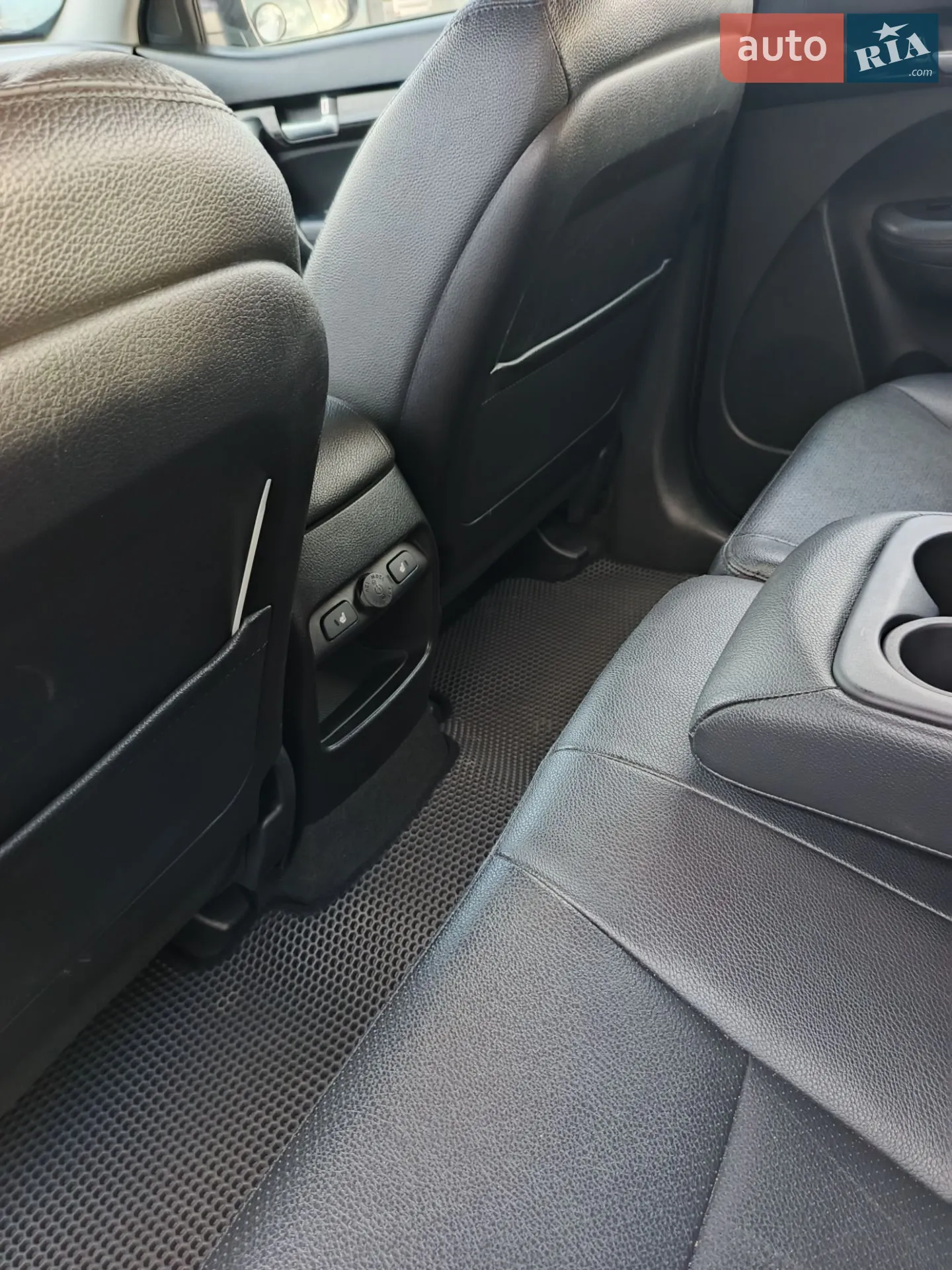 2012 Kia Sorento - мініатюра 17