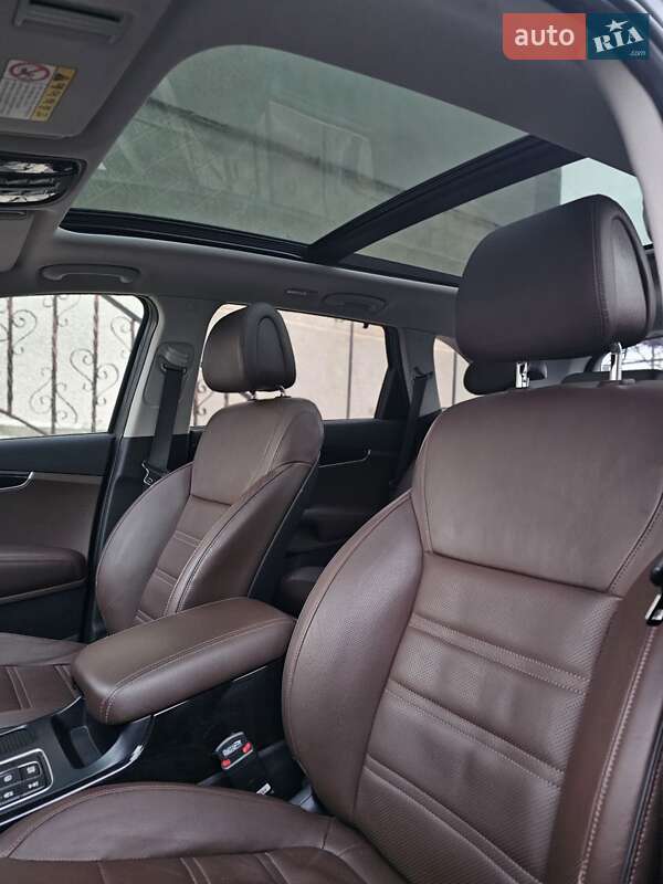 Внедорожник / Кроссовер Kia Sorento 2014 в Остроге