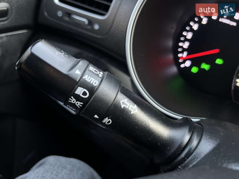 Позашляховик / Кросовер Kia Sorento 2013 в Луцьку