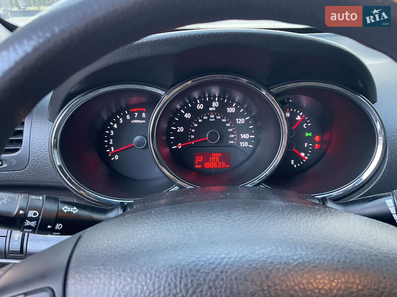 Позашляховик / Кросовер Kia Sorento 2011 в Дрогобичі