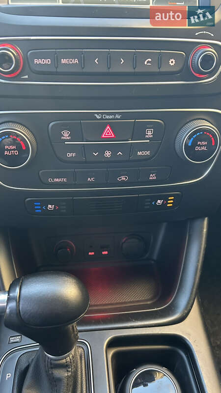 Позашляховик / Кросовер Kia Sorento 2013 в Калуші