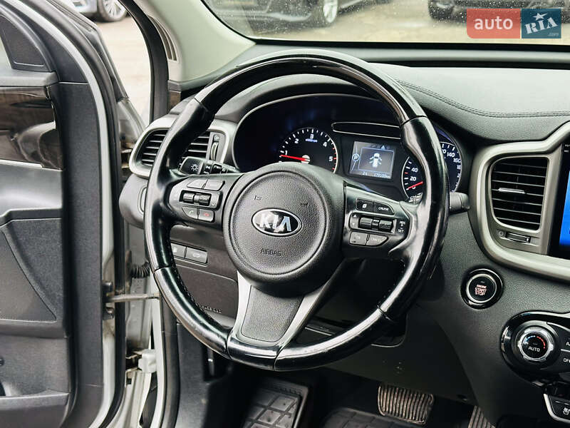 Позашляховик / Кросовер Kia Sorento 2015 в Харкові фото 21 Позашляховик / Кросовер Kia Sorento 2015 в Харкові