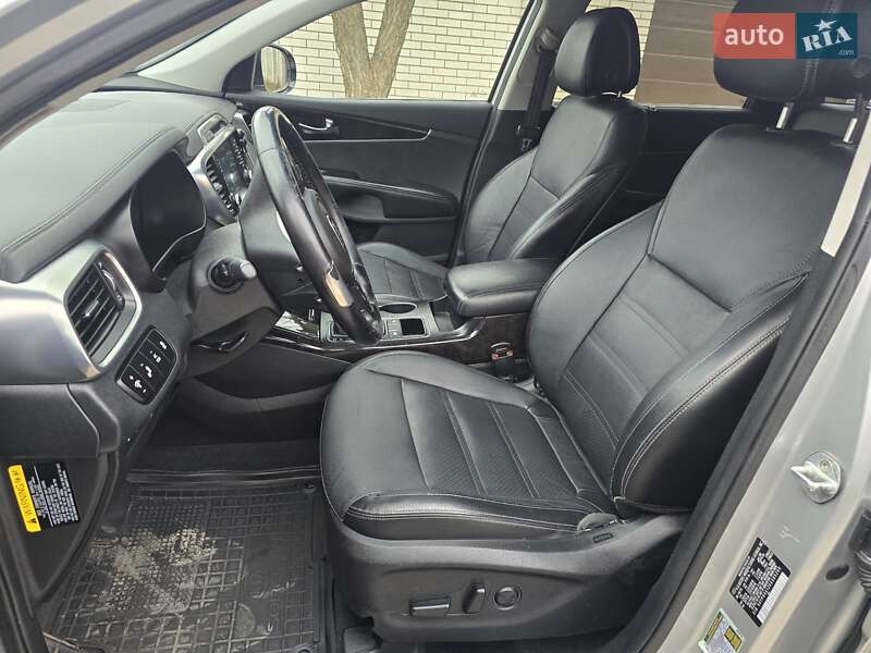 Внедорожник / Кроссовер Kia Sorento 2015 в Запорожье