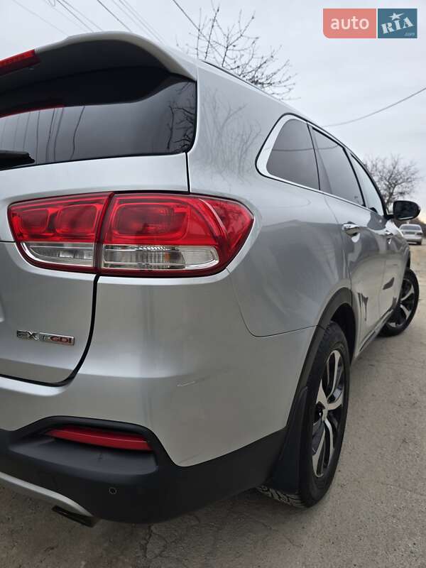 Внедорожник / Кроссовер Kia Sorento 2015 в Запорожье