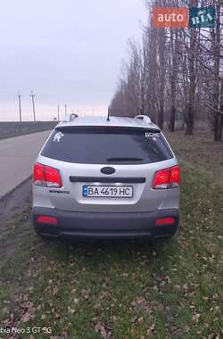 Внедорожник / Кроссовер Kia Sorento 2011 в Долинской