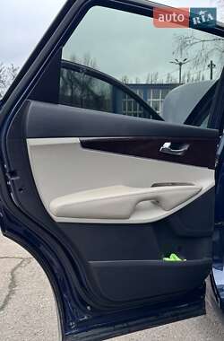 Позашляховик / Кросовер Kia Sorento 2017 в Кривому Розі