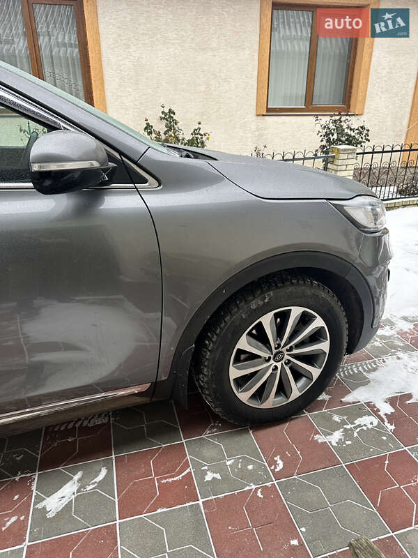 Позашляховик / Кросовер Kia Sorento 2016 в Тернополі