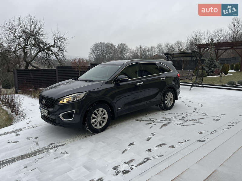 Позашляховик / Кросовер Kia Sorento 2016 в Львові