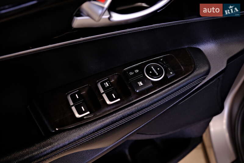 Позашляховик / Кросовер Kia Sorento 2017 в Одесі фото 17 Позашляховик / Кросовер Kia Sorento 2017 в Одесі