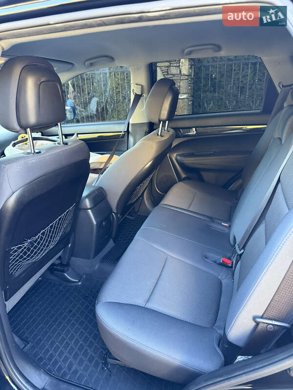 Позашляховик / Кросовер Kia Sorento 2011 в Надвірній