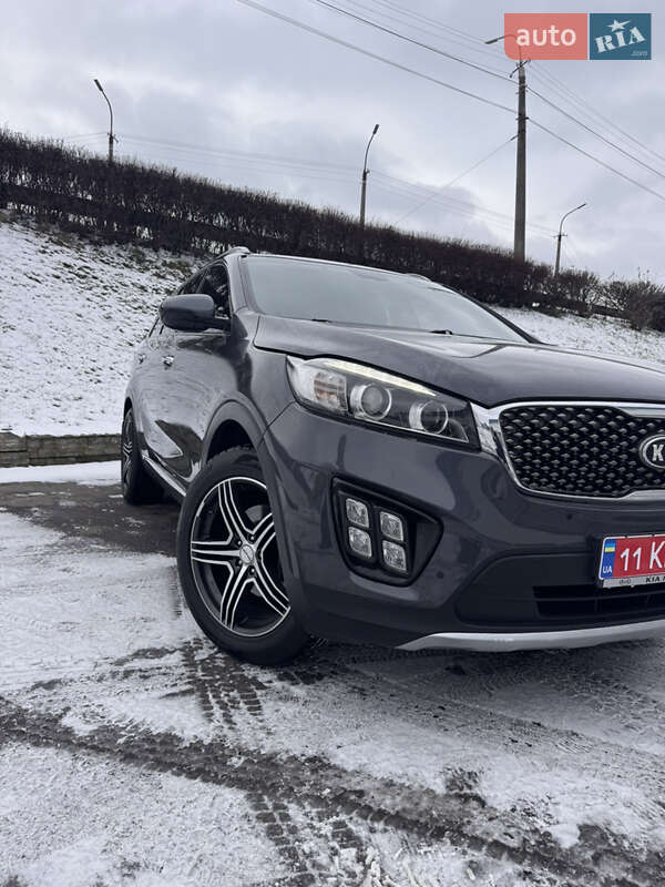 Позашляховик / Кросовер Kia Sorento 2016 в Луцьку