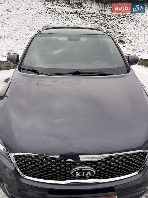 Позашляховик / Кросовер Kia Sorento 2016 в Луцьку